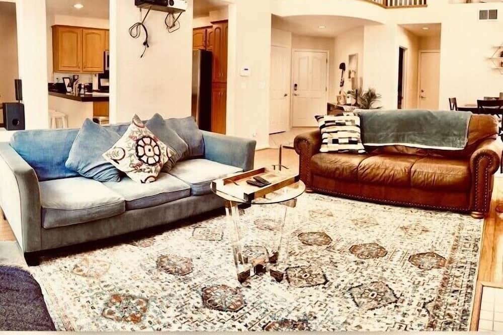 Photo of Livingroom in Rocklin