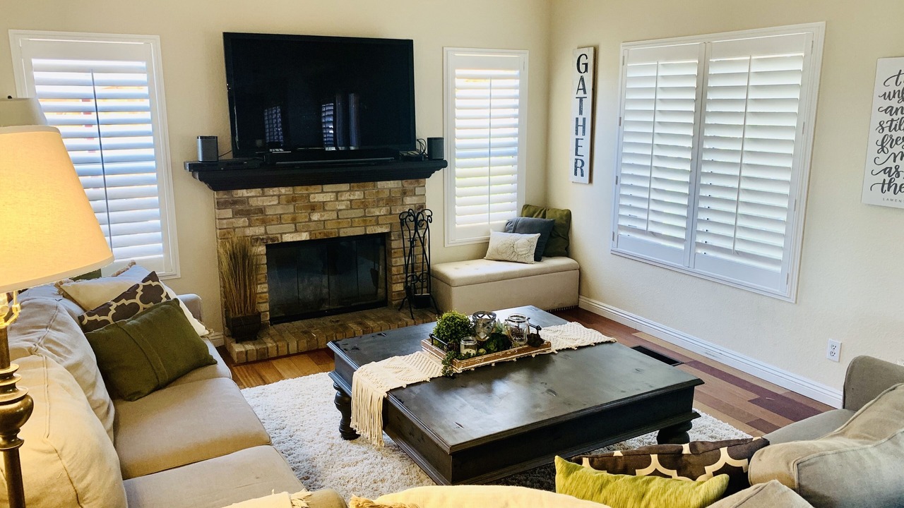 Photo of Livingroom in Midway