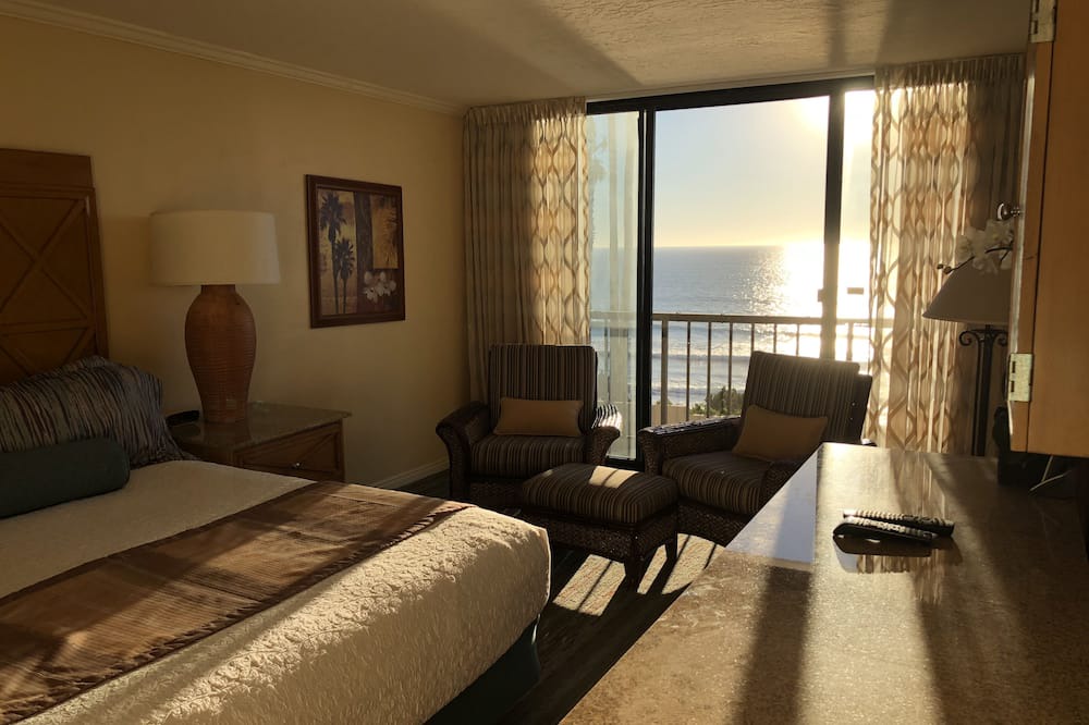Photo of Bedroom in North Pacific Beach