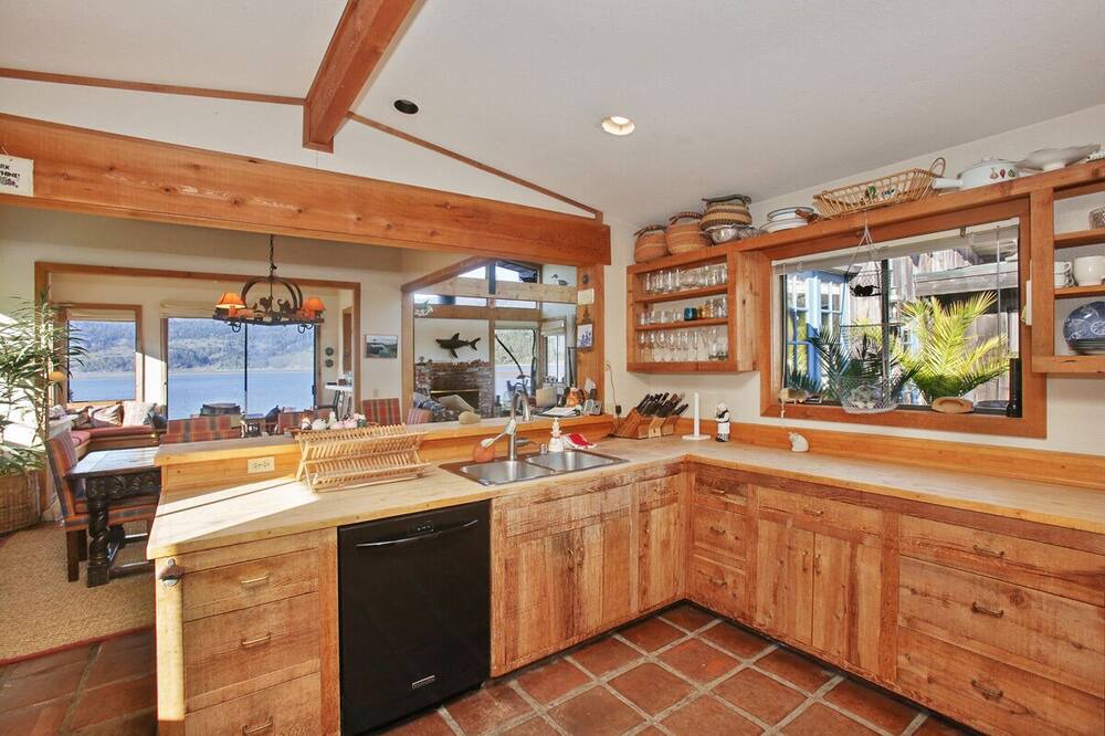 Photo of Others in Stinson Beach