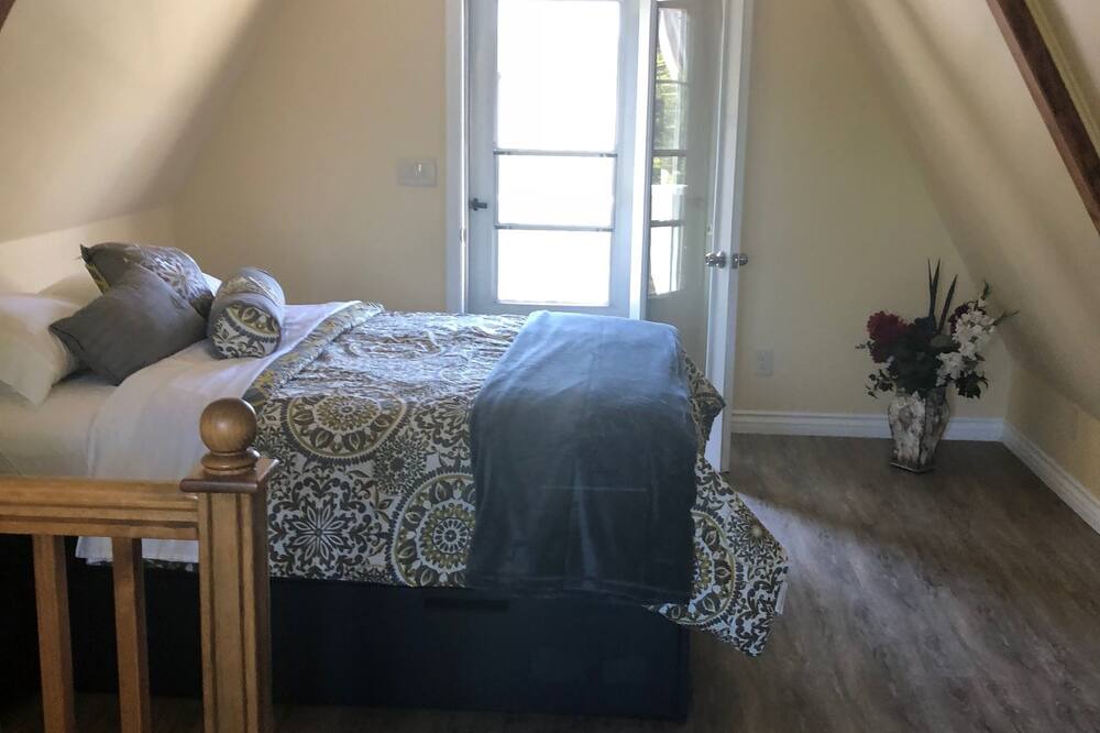 Photo of Bedroom in Fair Play