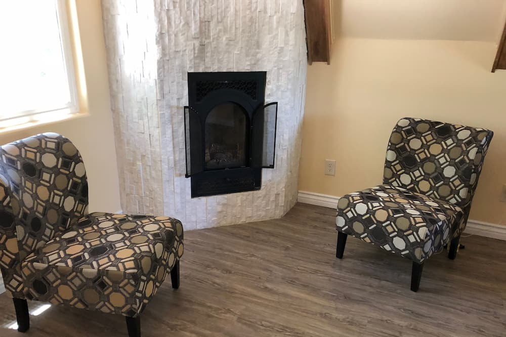 Photo of Livingroom in Fair Play