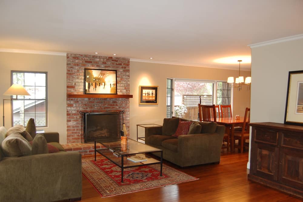 Photo of Livingroom in Mill Valley