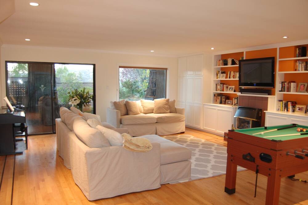 Photo of Bedroom in Mill Valley