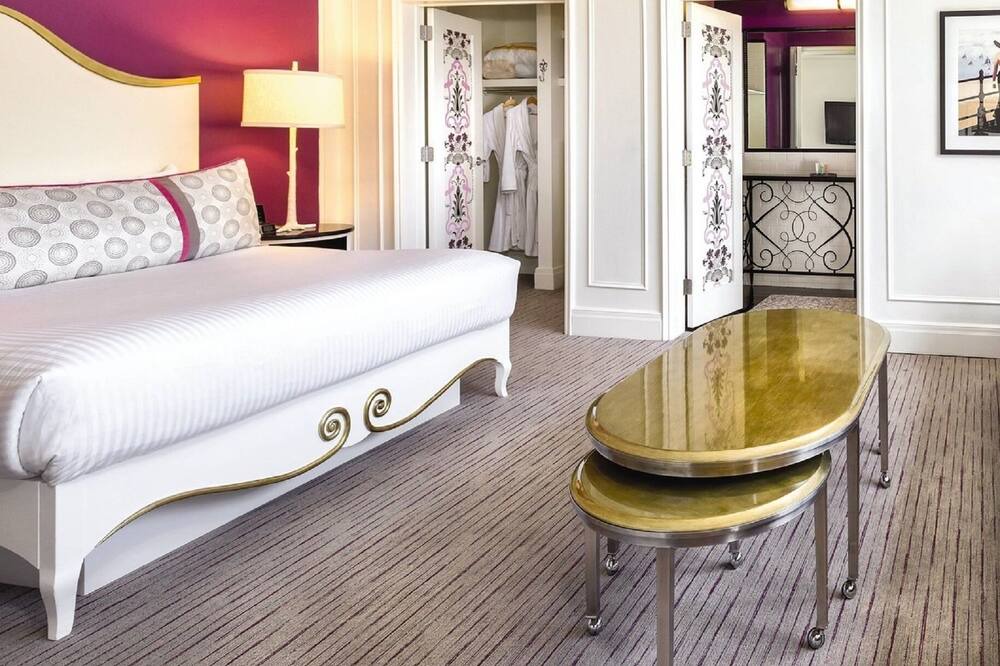 Photo of Bedroom in Park West