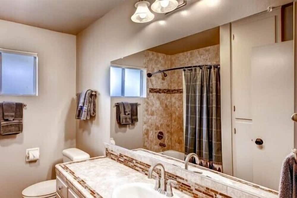 Photo of Bathroom in Oakhurst
