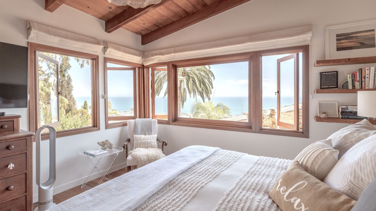 Photo of Bedroom in Pacific Palisades