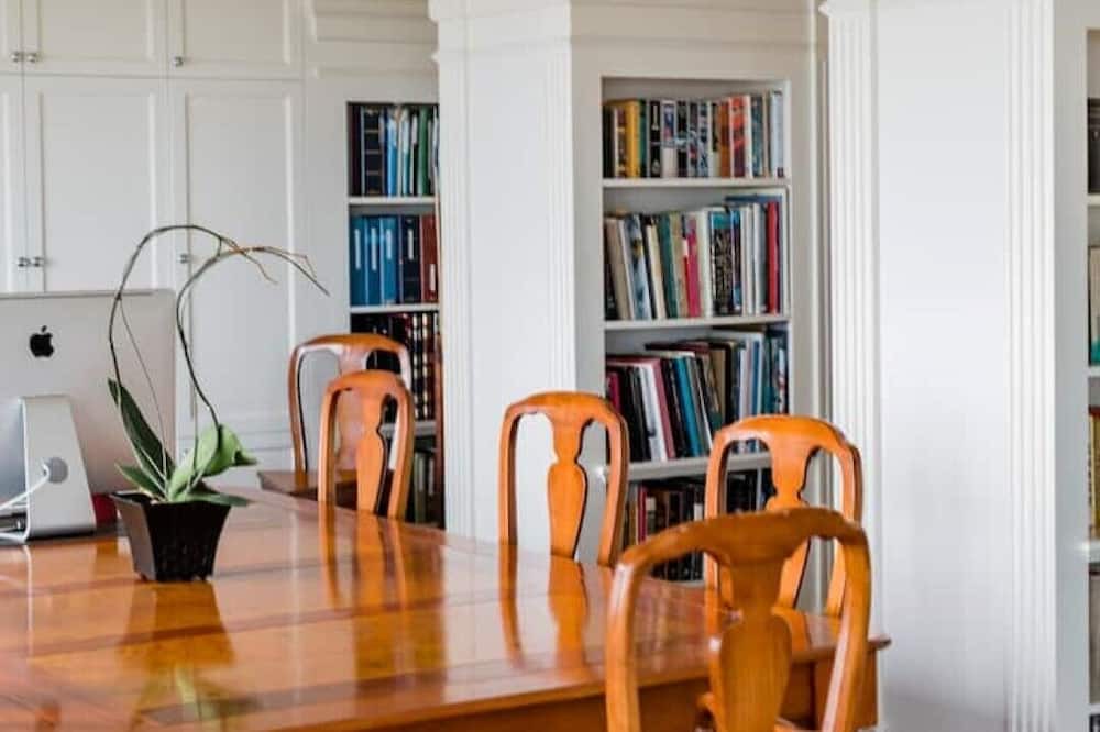 Photo of Kitchen in Tiburon