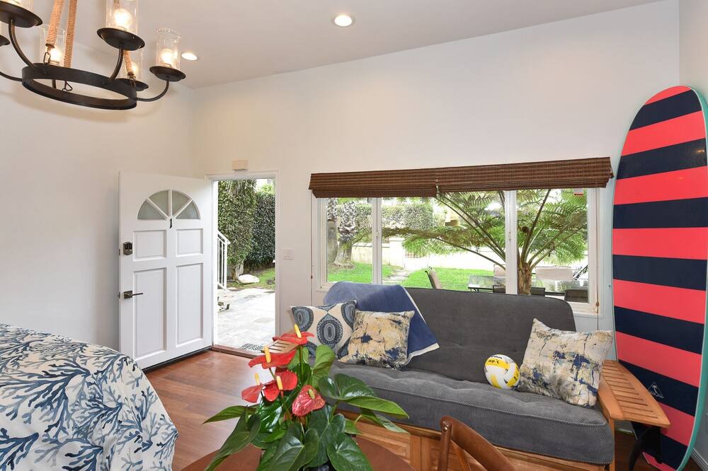 Photo of Bedroom in Silver Strand