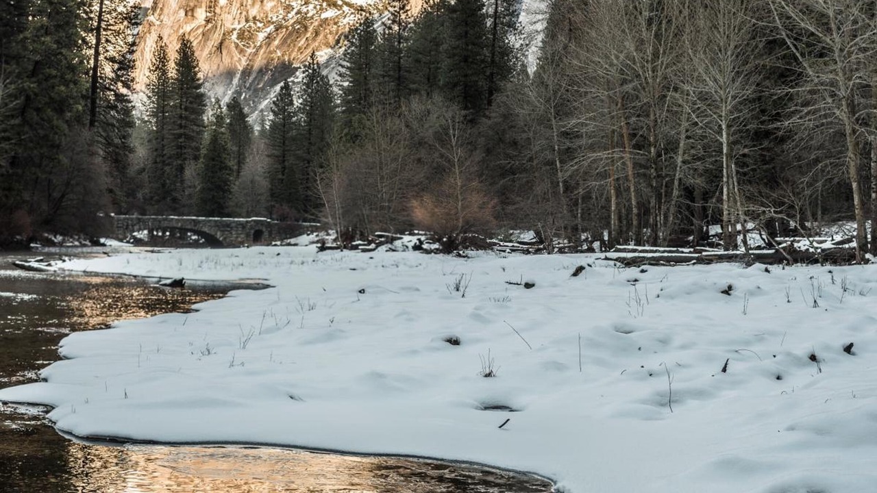 Photo of Outdoor in Yosemite Village