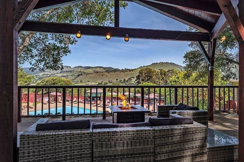Photo of Outdoor in Carmel