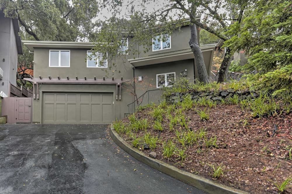 Photo of Outdoor in San Carlos