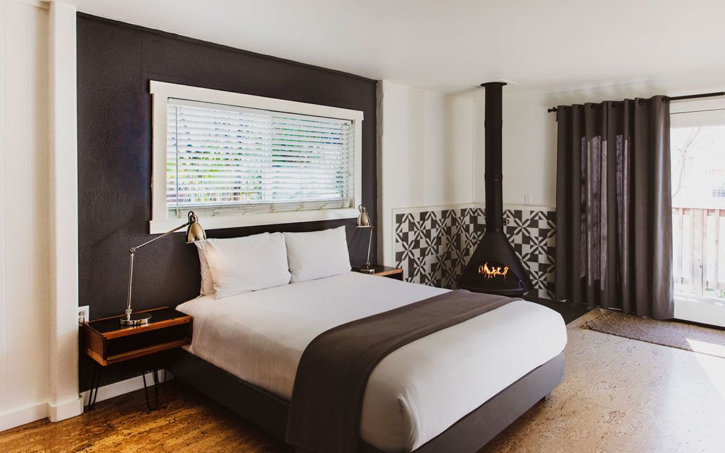 Photo of Livingroom in Guerneville