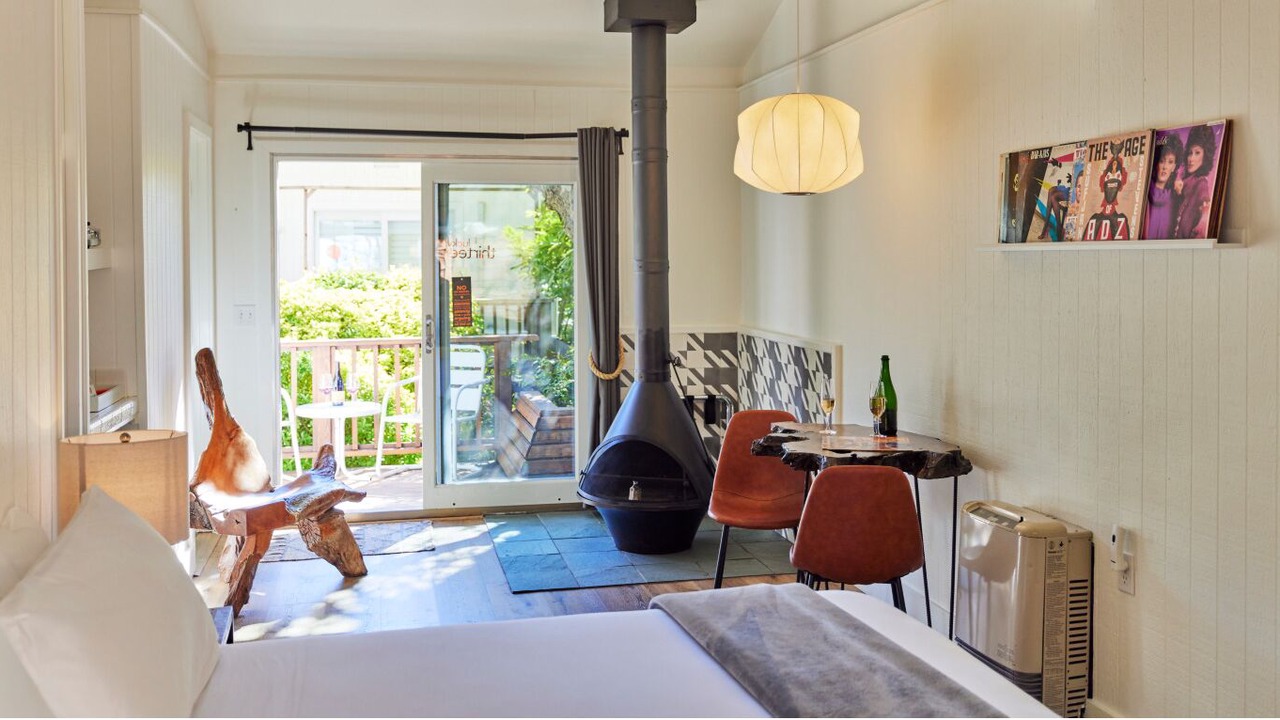 Photo of Livingroom in Guerneville