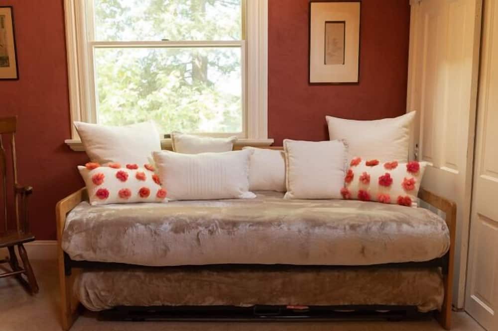 Photo of Livingroom in Orangevale
