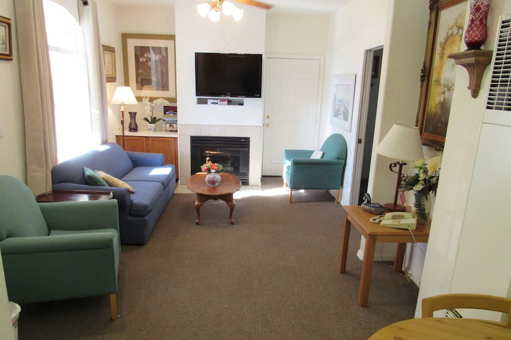 Photo of Livingroom in Oceano