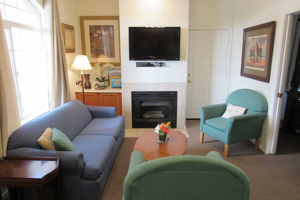 Photo of Bedroom in Oceano