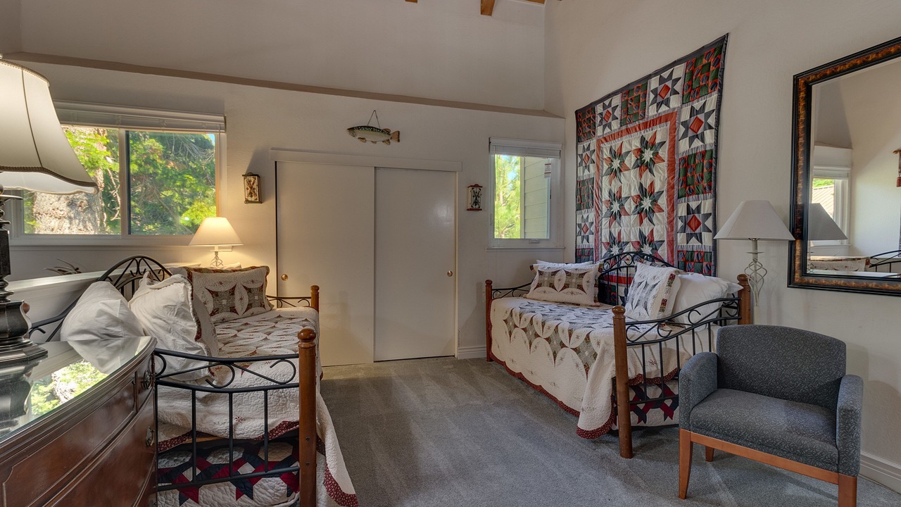 Photo of Livingroom in Carnelian Woods