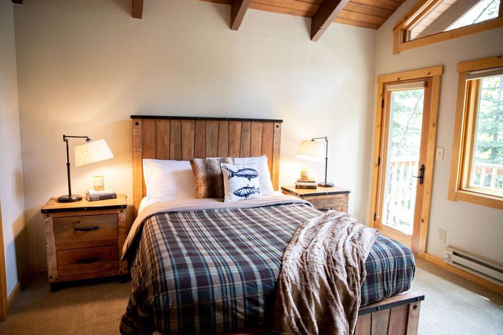 Photo of Bedroom in Donner Lake Woods