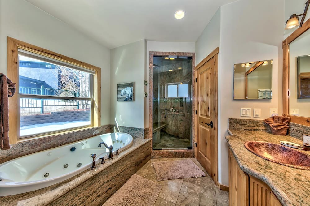 Photo of Others in Mountain View Estates