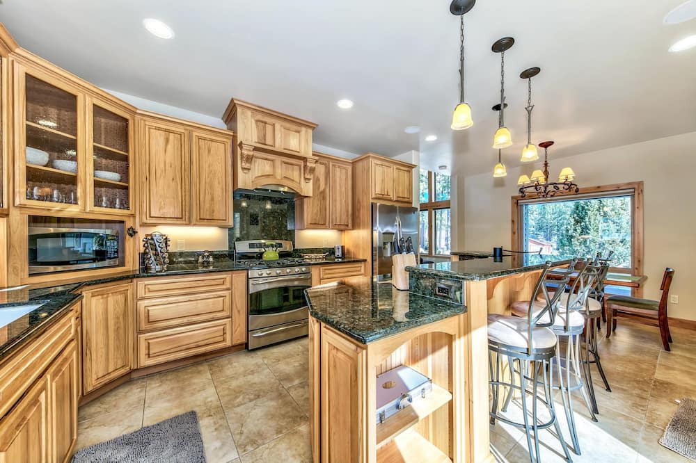 Photo of Others in Mountain View Estates
