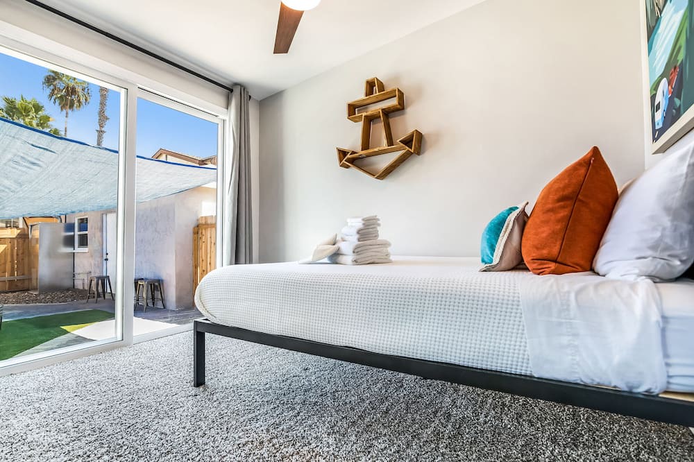 Photo of Bedroom in Talmadge