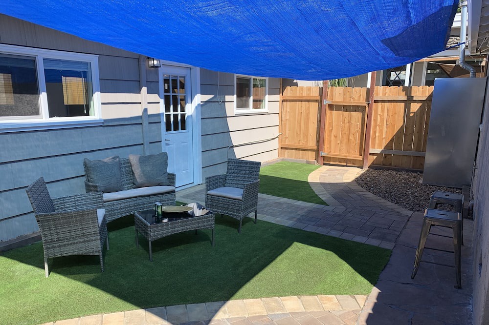 Photo of Patio Balcony in Talmadge