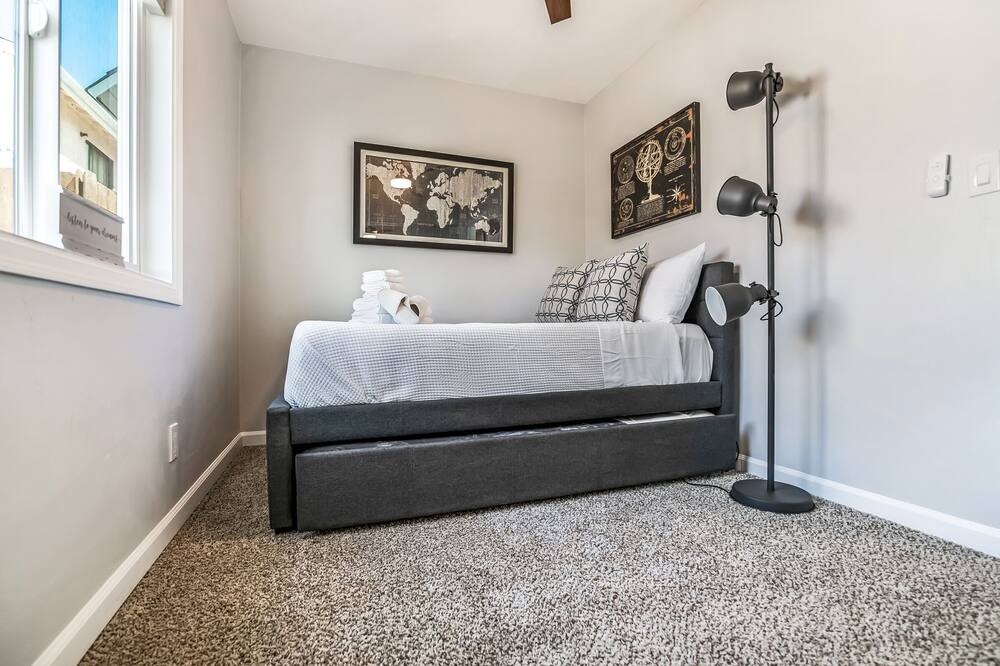 Photo of Bedroom in Talmadge