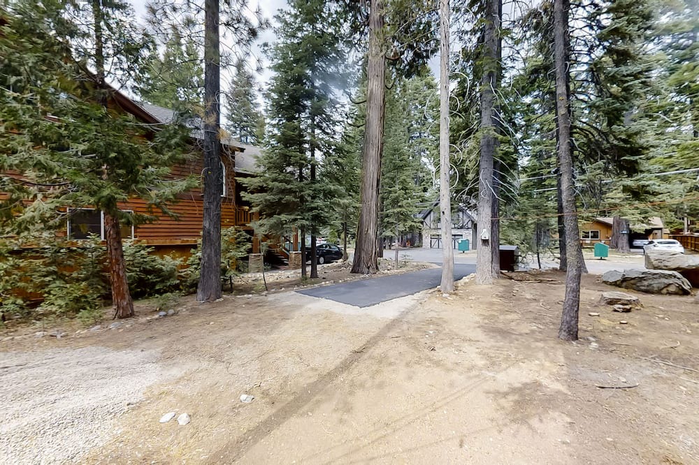 Photo of Others in Tahoma