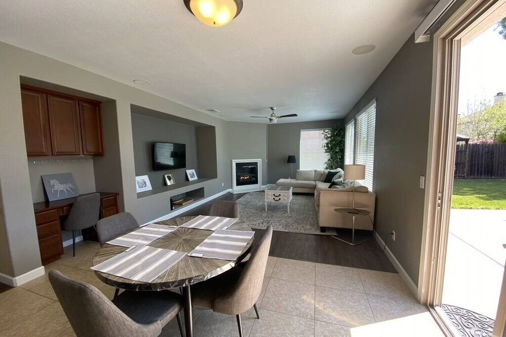 Photo of Bedroom in Rancho Cordova