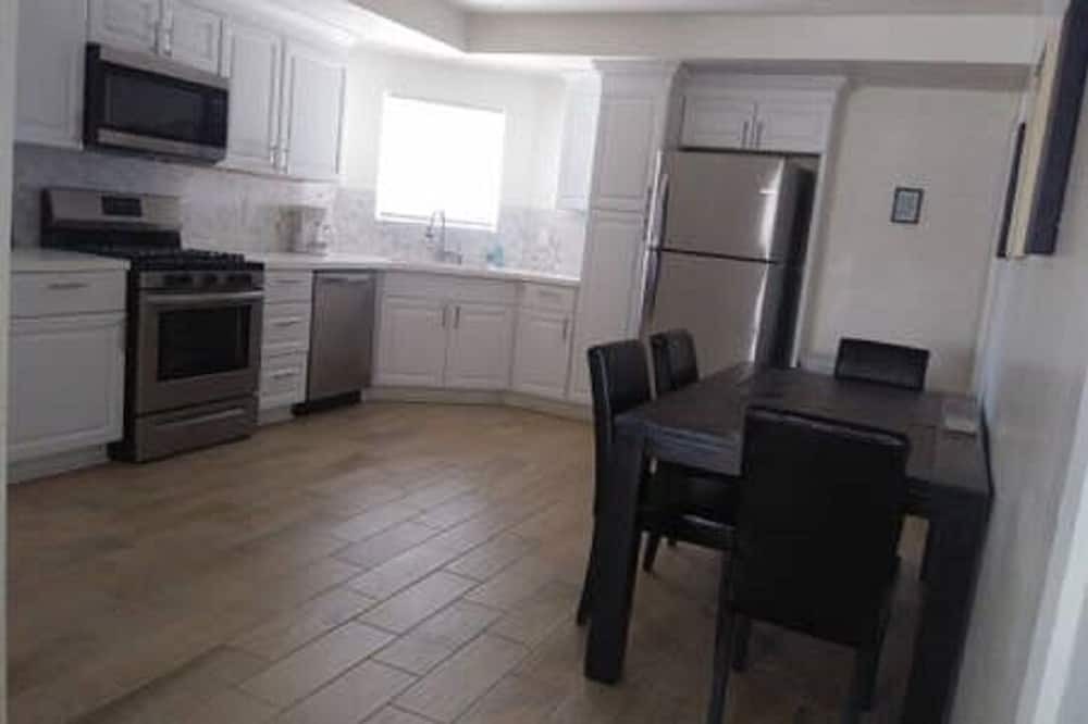 Photo of Kitchen in Desert Hot Springs