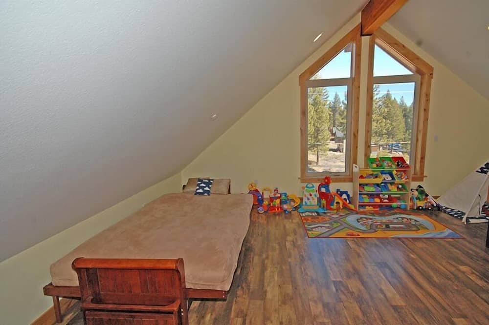 Photo of Others in Mountain View Estates