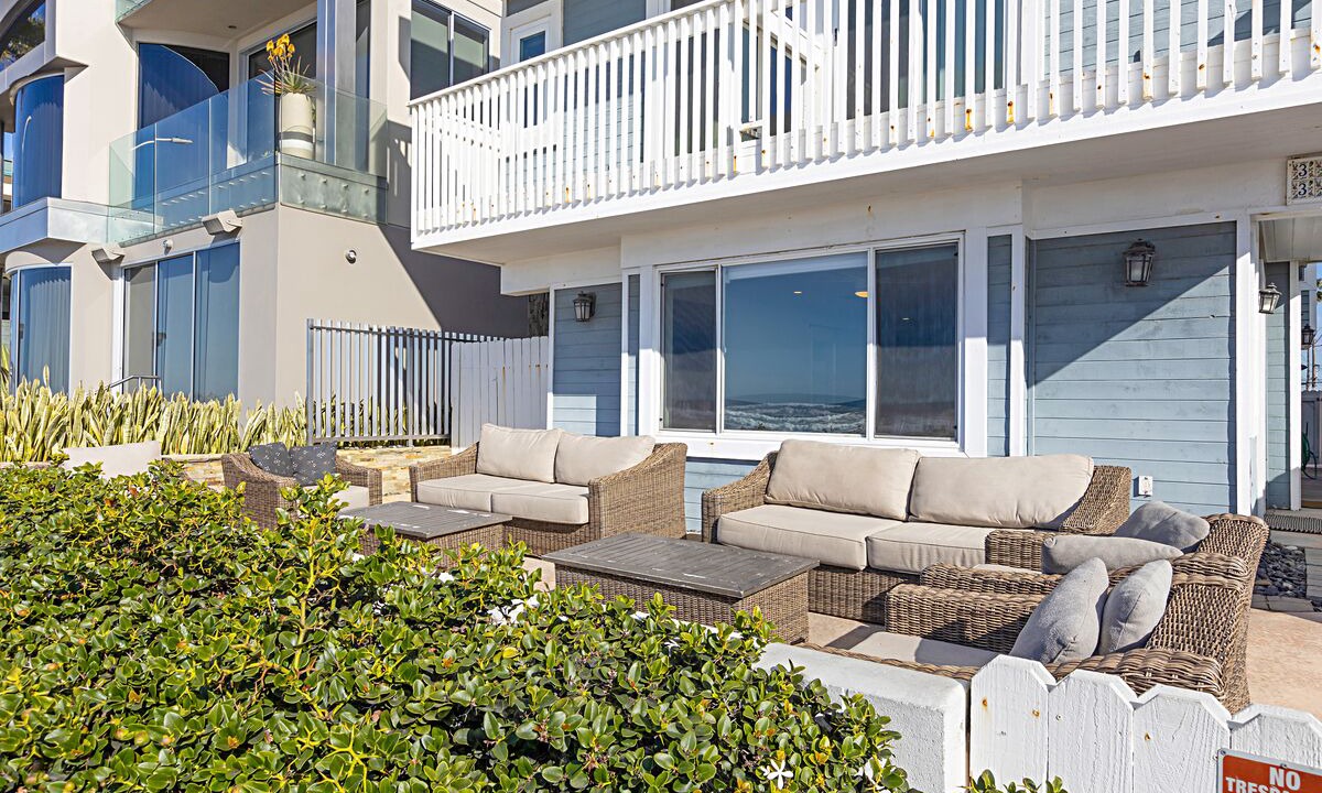 Photo of Patio Balcony in Central Mission Beach