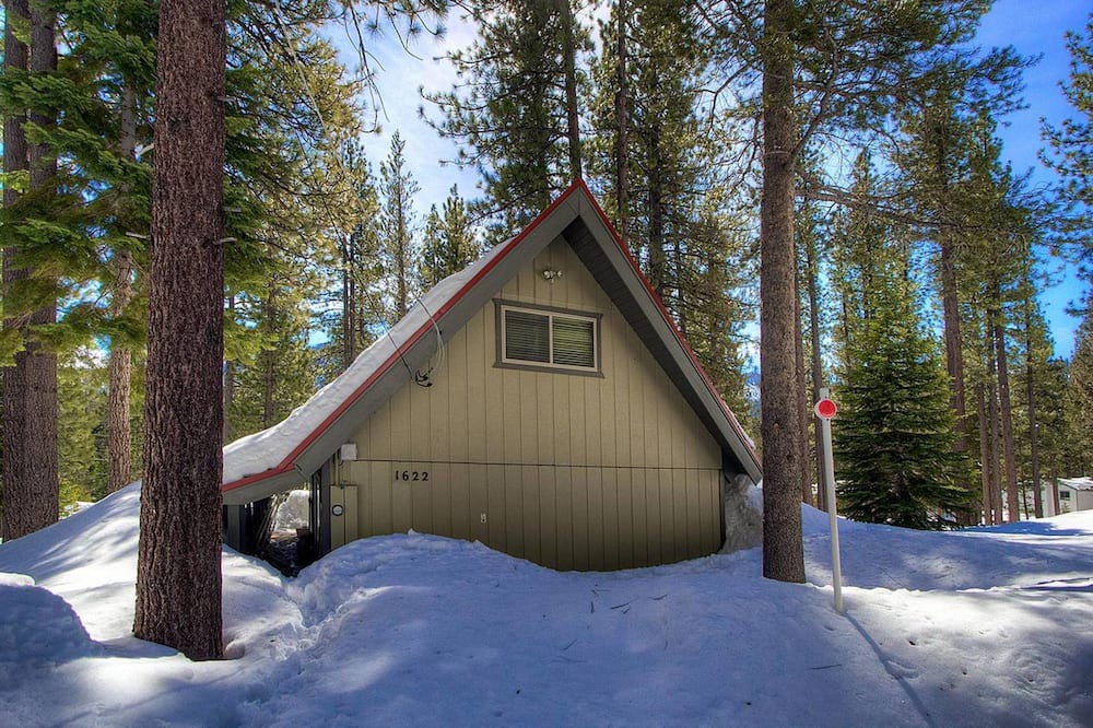 Photo of Outdoor in Country Club Estates