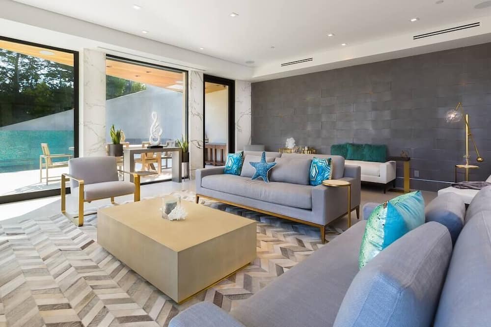 Photo of Livingroom in Pacific Palisades