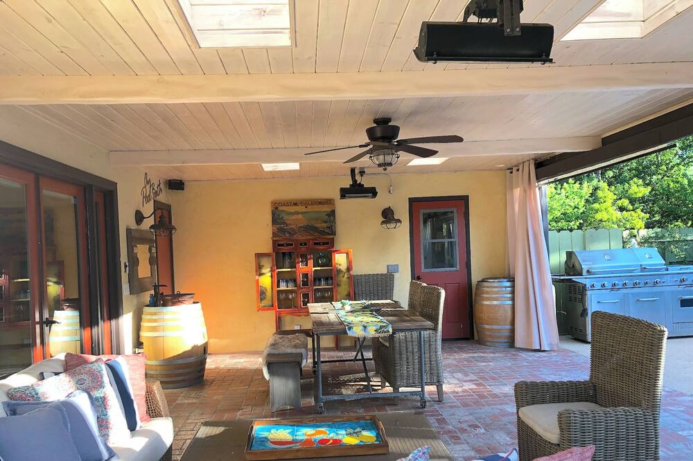 Photo of Livingroom in Santa Ynez