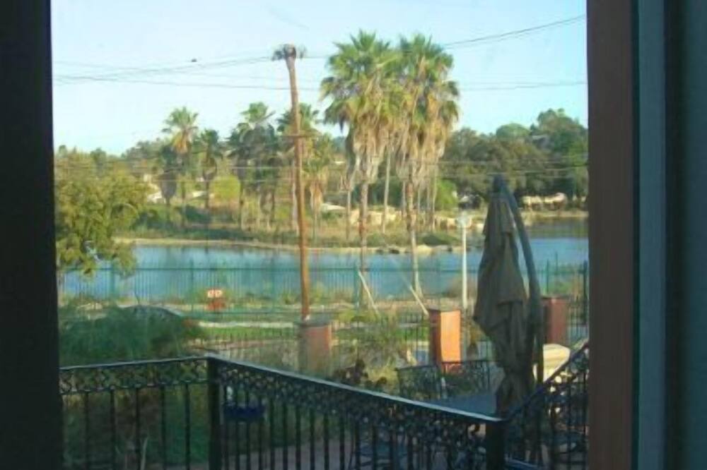 Photo of Bedroom in Los Feliz