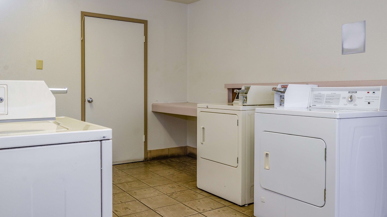 Photo of Bedroom in Raisin
