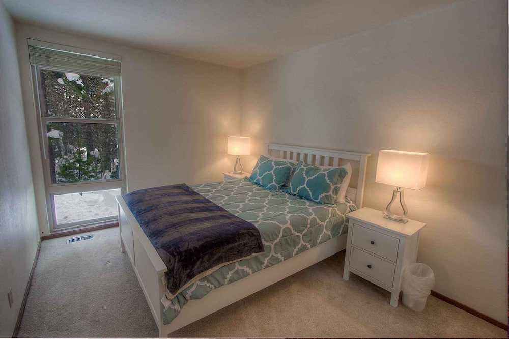 Photo of Bedroom in Dollar Point