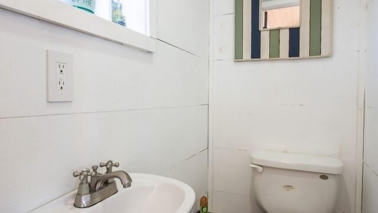 Photo of Bathroom in Hollywood Beach