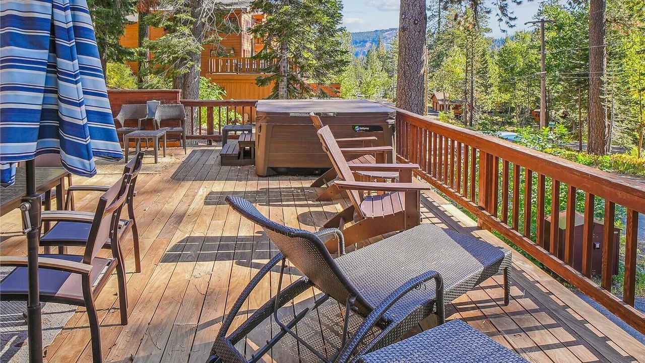 Photo of Outdoor in Alpine Meadows