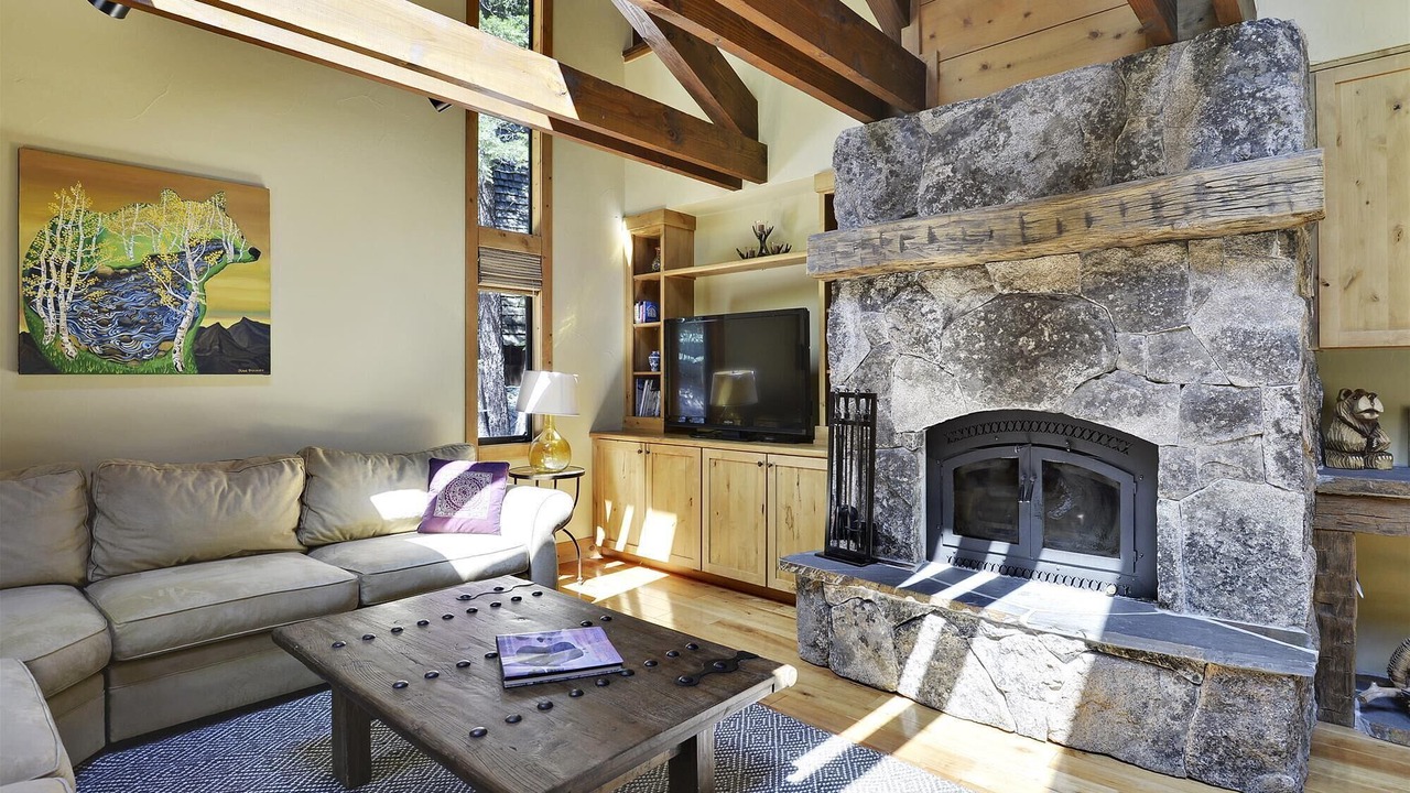 Photo of Livingroom in Alpine Meadows