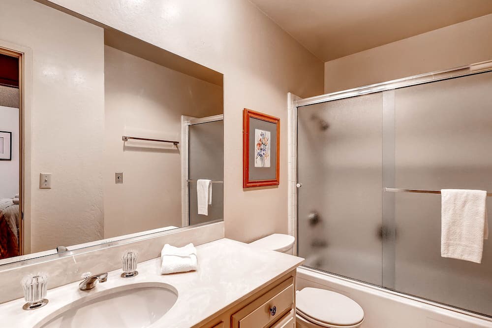 Photo of Bathroom in Tahoe Keys