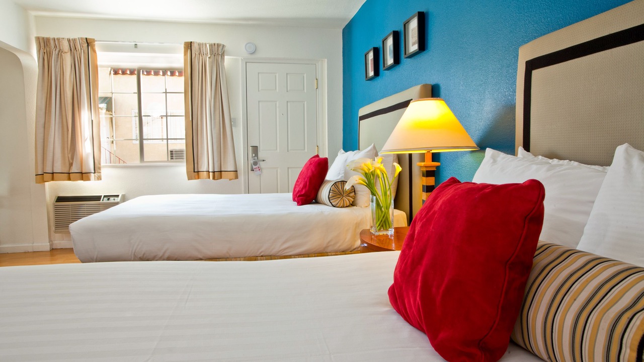 Photo of Bedroom in Bayshore Heights
