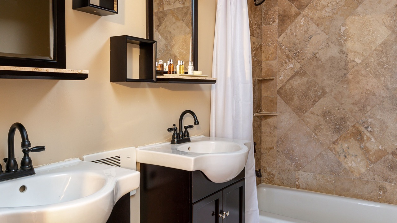 Photo of Bathroom in Portola