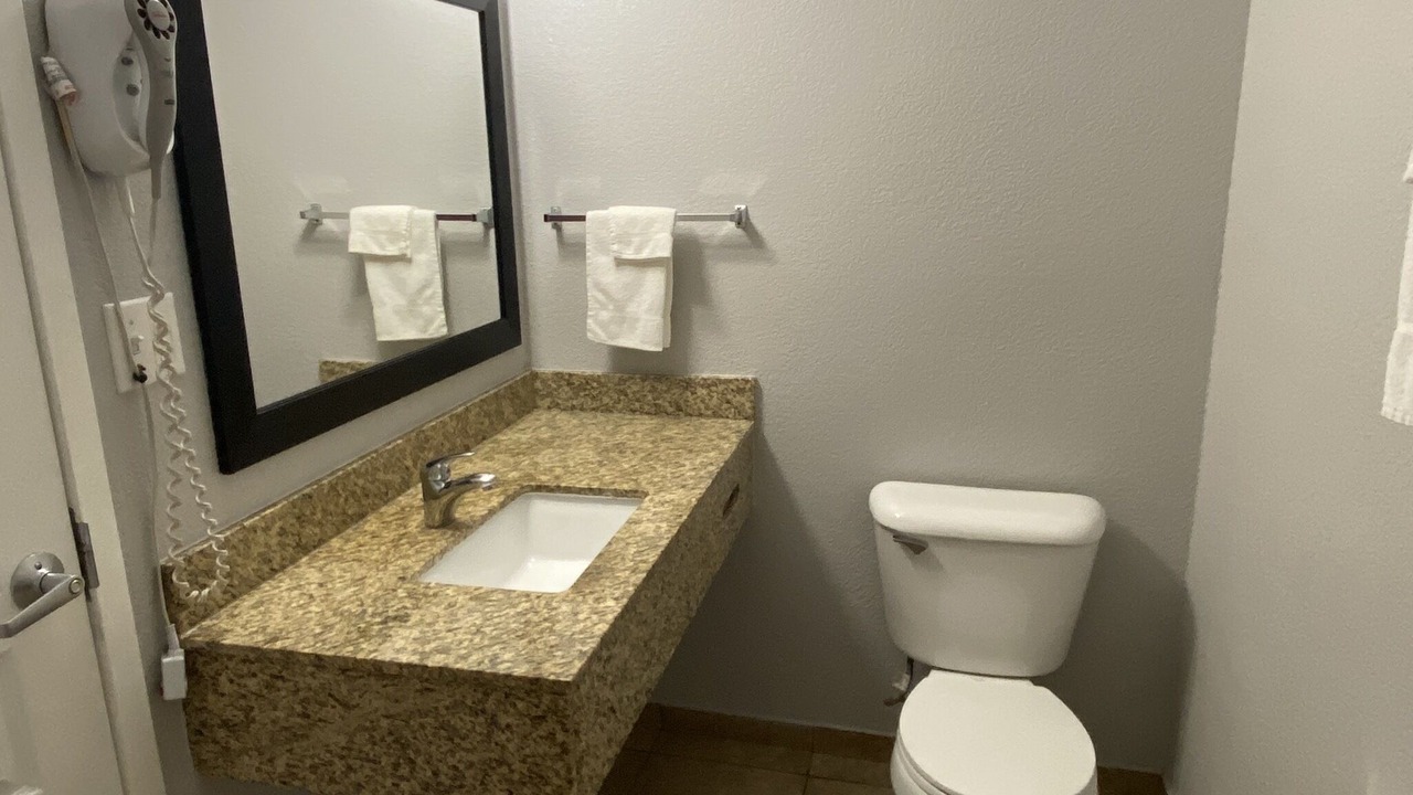 Photo of Bathroom in Southwestern Sacramento