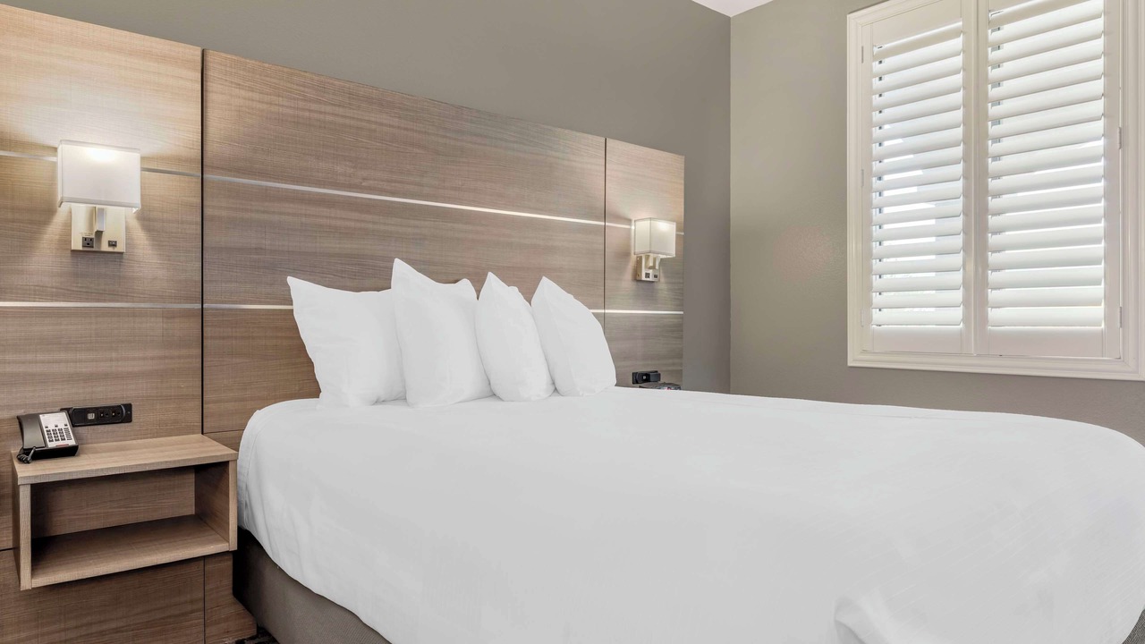 Photo of Bedroom in Lake Elsinore