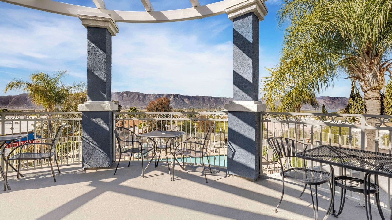 Photo of Patio Balcony in Lake Elsinore