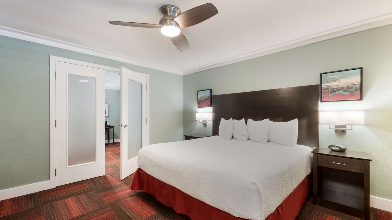 Photo of Bedroom in Los Gatos