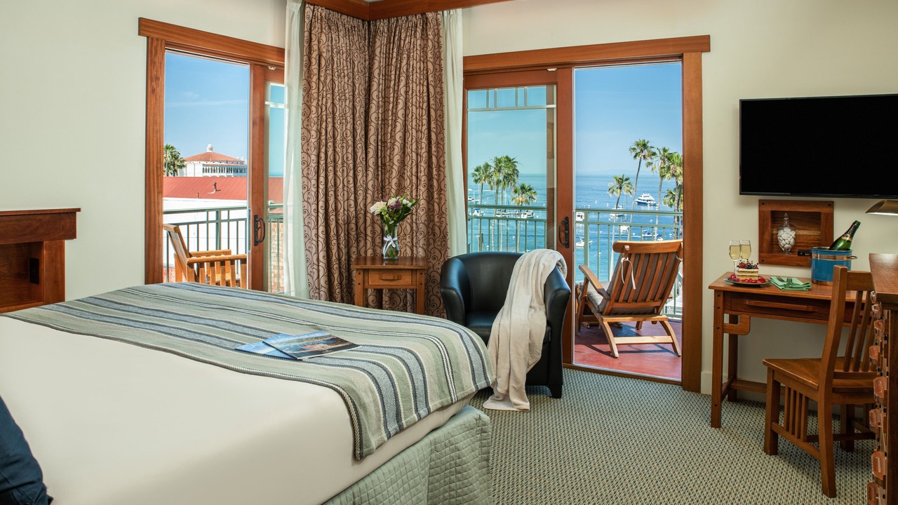Photo of Bedroom in Avalon